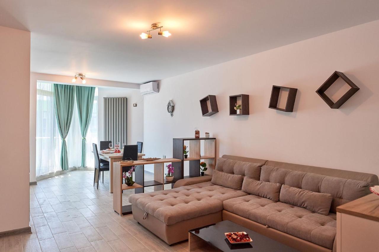 Rubic Apartment Spa N Pool Beach Resort Navodari Ngoại thất bức ảnh