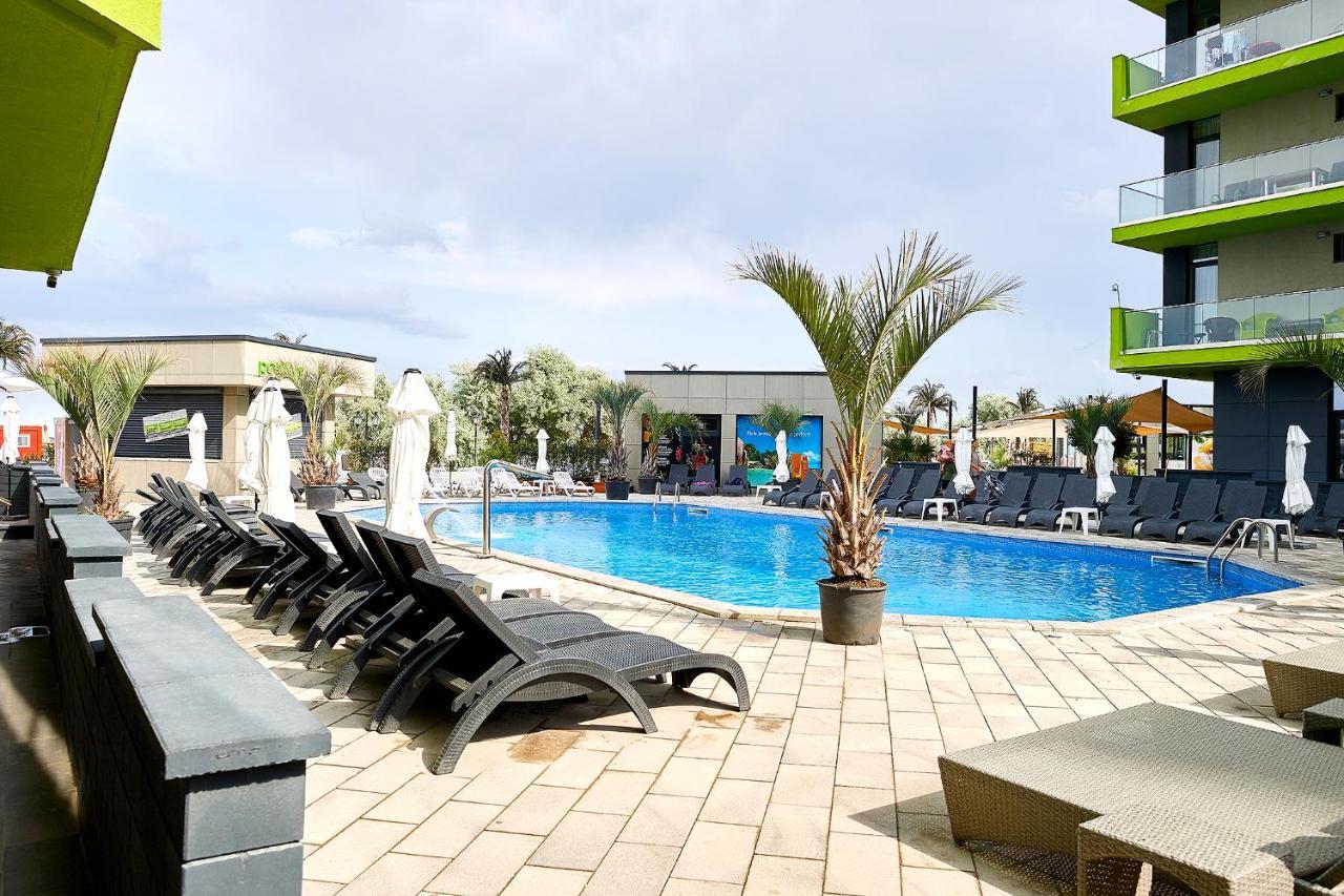 Rubic Apartment Spa N Pool Beach Resort Navodari Ngoại thất bức ảnh